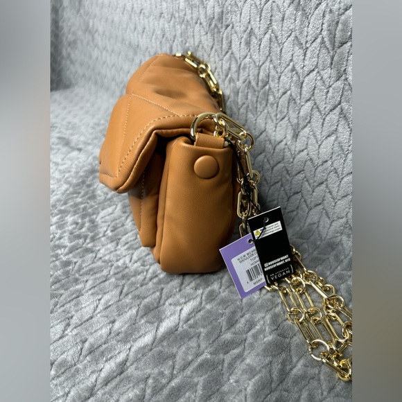 H.O.W. House Of Want - NWT Spendid Shoulder Crossbody, Toffee. - Picture 6 of 14